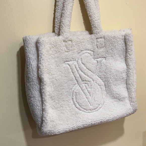 Victoria's Secret Cream Plush Tote - Picture 4 of 12